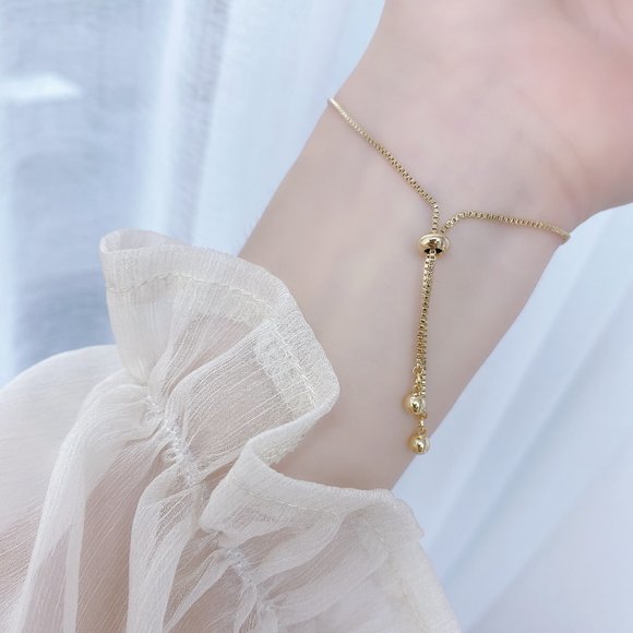 NEW 14K Gold Plated Diamond Flower Bracelet - Picture 9 of 10